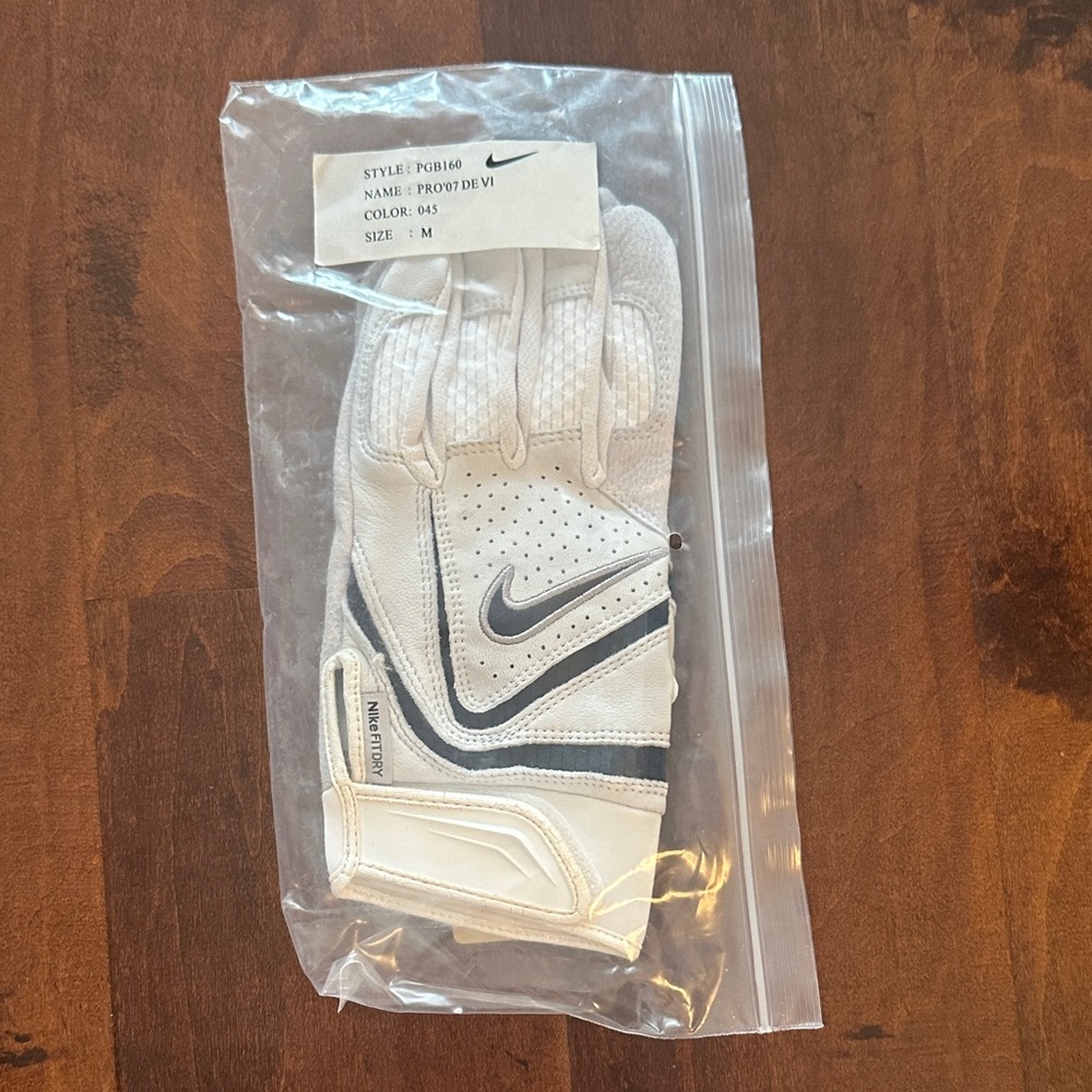 NEW Nike PRO'07 DE VI Batting Gloves - Vintage - Size M - White/Blk